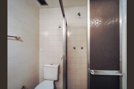 Apartamento à venda com 81m², 2 quartos e 1 vaga Apartamento à venda com 81m², 2 quartos e 1 vagaBanheiro Corredor