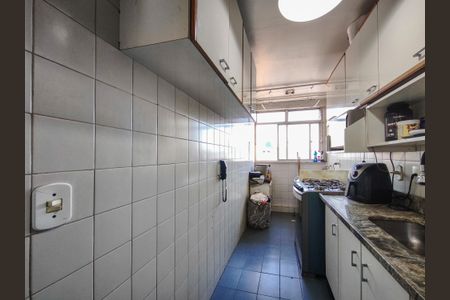 Apartamento à venda com 81m², 2 quartos e 1 vaga Apartamento à venda com 81m², 2 quartos e 1 vagaCozinha