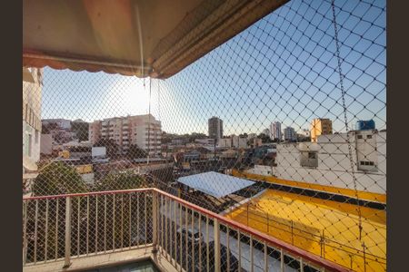 Apartamento à venda com 81m², 2 quartos e 1 vaga Apartamento à venda com 81m², 2 quartos e 1 vagaVista da Sala