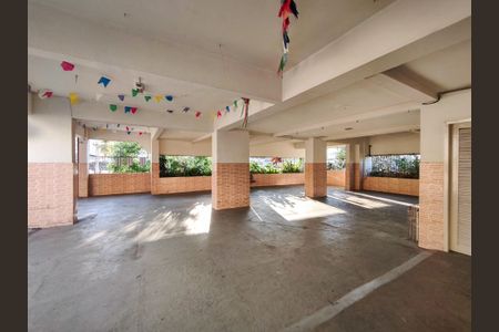 Apartamento à venda com 81m², 2 quartos e 1 vaga Apartamento à venda com 81m², 2 quartos e 1 vagaÁrea comum - Playground