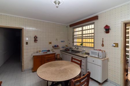 Casa à venda com 165m², 3 quartos e 2 vagas Casa à venda com 165m², 3 quartos e 2 vagasCozinha