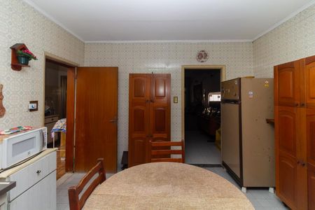 Casa à venda com 165m², 3 quartos e 2 vagas Casa à venda com 165m², 3 quartos e 2 vagasCozinha