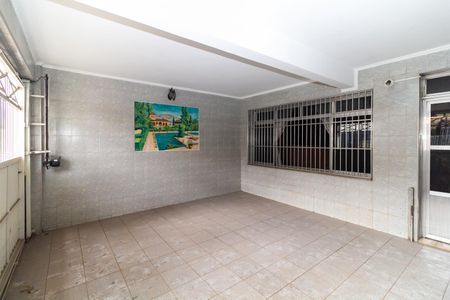 Casa à venda com 165m², 3 quartos e 2 vagas Casa à venda com 165m², 3 quartos e 2 vagasGaragem