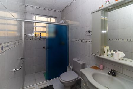 Casa à venda com 165m², 3 quartos e 2 vagas Casa à venda com 165m², 3 quartos e 2 vagasBanheiro 2