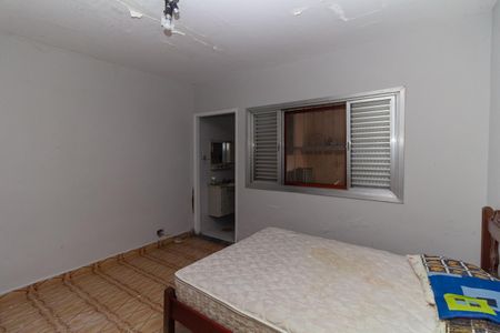 Casa à venda com 165m², 3 quartos e 2 vagas Casa à venda com 165m², 3 quartos e 2 vagasSuíte