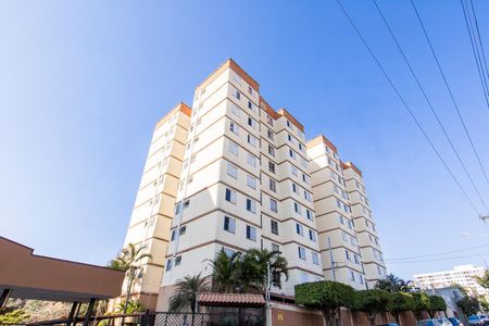 Apartamento à venda com 50m², 2 quartos e 1 vaga Apartamento à venda com 50m², 2 quartos e 1 vagaFachada