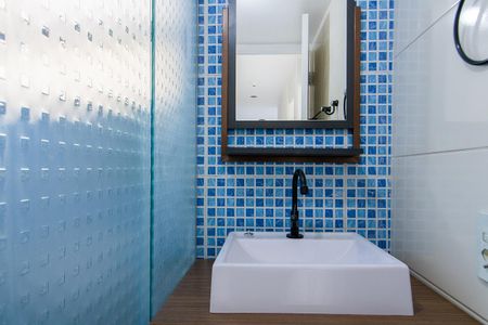 Apartamento à venda com 50m², 2 quartos e 1 vaga Apartamento à venda com 50m², 2 quartos e 1 vagaBanheiro