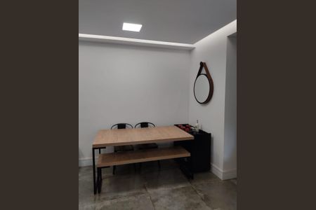 Apartamento à venda com 67m², 2 quartos e 1 vaga