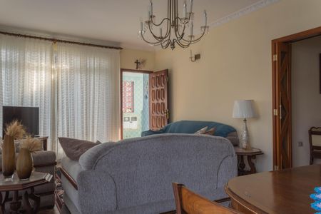 Casa para alugar com 260m², 3 quartos e 4 vagasSala