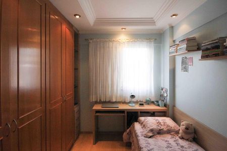 Apartamento à venda com 60m², 2 quartos e 1 vagaQuarto 02