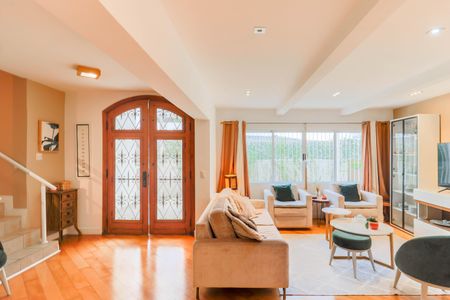 Sala de casa para alugar com 5 quartos, 321m² em Santo Amaro, São Paulo