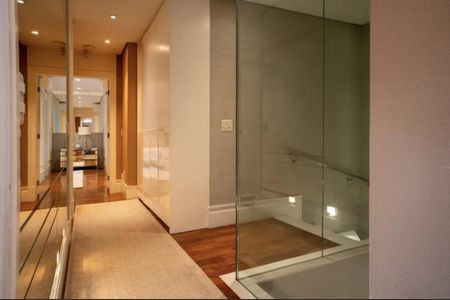 Apartamento à venda com 343m², 4 quartos e 4 vagas Apartamento à venda com 343m², 4 quartos e 4 vagasFoto 11