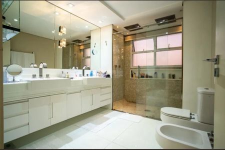 Apartamento à venda com 343m², 4 quartos e 4 vagas Apartamento à venda com 343m², 4 quartos e 4 vagasFoto 18