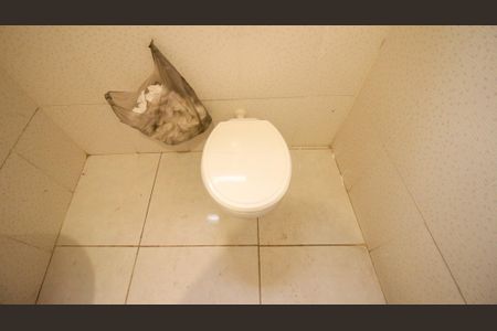 Casa para alugar com 90m², 2 quartos e sem vaga Casa para alugar com 90m², 2 quartos e sem vagaBanheiro Social