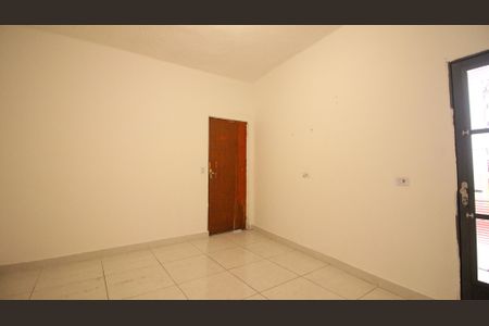 Casa para alugar com 90m², 2 quartos e sem vaga Casa para alugar com 90m², 2 quartos e sem vagaSala