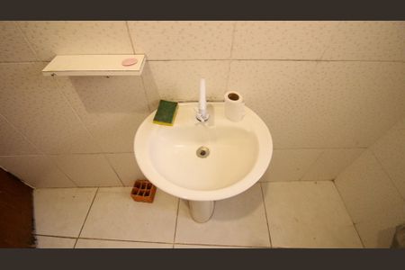 Casa para alugar com 90m², 2 quartos e sem vaga Casa para alugar com 90m², 2 quartos e sem vagaBanheiro Social