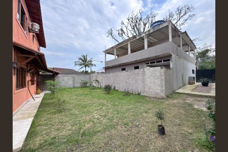 Casa à venda com 150m², 4 quartos e 2 vagasÁrea externa