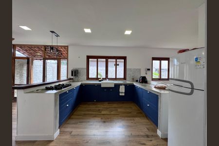 Casa à venda com 150m², 4 quartos e 2 vagasCozinha