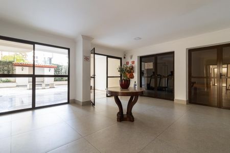 Apartamento à venda com 100m², 3 quartos e 2 vagasLobby