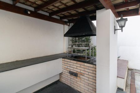 Apartamento à venda com 100m², 3 quartos e 2 vagasChurrasqueira