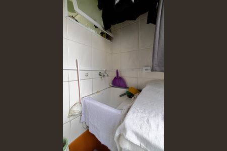 Apartamento à venda com 43m², 2 quartos e 1 vaga Apartamento à venda com 43m², 2 quartos e 1 vagaCozinha e Área de Serviço