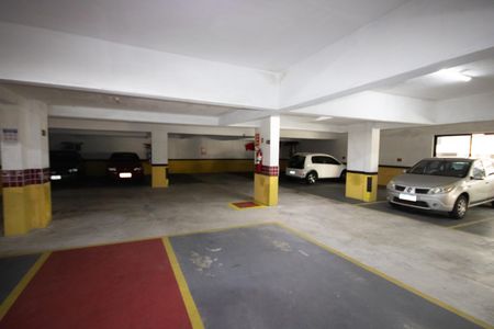 Apartamento para alugar com 90m², 2 quartos e 1 vaga Apartamento para alugar com 90m², 2 quartos e 1 vagaGaragem
