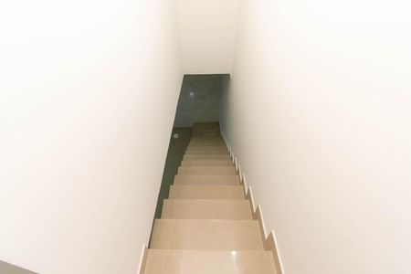 Casa para alugar com 52m², 2 quartos e sem vaga Casa para alugar com 52m², 2 quartos e sem vagaCorredor