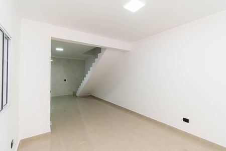 Casa para alugar com 2 quartos, 52m² em Cidade São Mateus, São Paulo