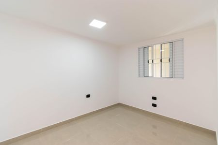 Quarto 1 de casa para alugar com 2 quartos, 52m² em Cidade São Mateus, São Paulo