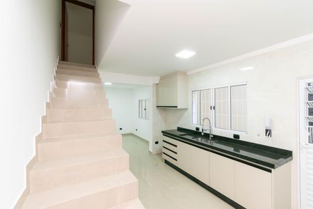 Casa para alugar com 52m², 2 quartos e sem vaga Casa para alugar com 52m², 2 quartos e sem vagaCorredor
