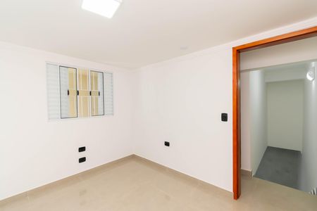 Quarto 1 de casa para alugar com 2 quartos, 52m² em Cidade São Mateus, São Paulo