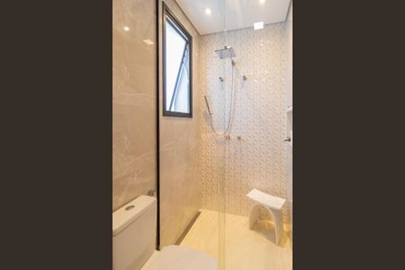 Casa de condomínio à venda com 384m², 4 quartos e 4 vagasBanheiro da suíte 3