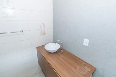 Apartamento para alugar com 55m², 2 quartos e sem vagaBanheiro