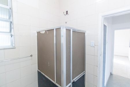 Apartamento para alugar com 55m², 2 quartos e sem vagaBanheiro