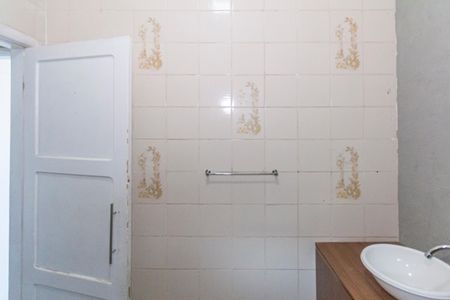 Apartamento para alugar com 55m², 2 quartos e sem vagaBanheiro