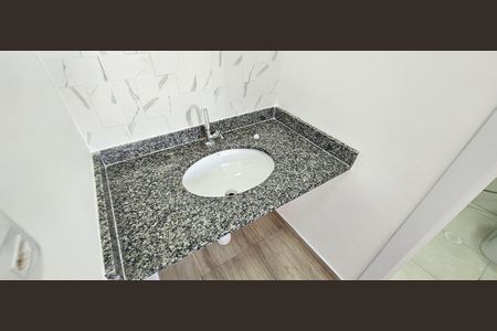 Apartamento à venda com 35m², 2 quartos e sem vagaBanheiro