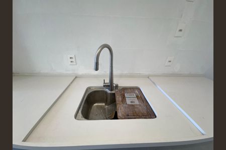 Apartamento à venda com 115m², 3 quartos e 2 vagas Apartamento à venda com 115m², 3 quartos e 2 vagasCozinha e Área de Serviço