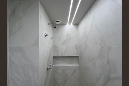 Apartamento à venda com 115m², 3 quartos e 2 vagas Apartamento à venda com 115m², 3 quartos e 2 vagasBanheiro Social