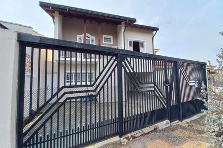 Casa à venda com 322m², 4 quartos e 2 vagas Casa à venda com 322m², 4 quartos e 2 vagasFachada do Prédio