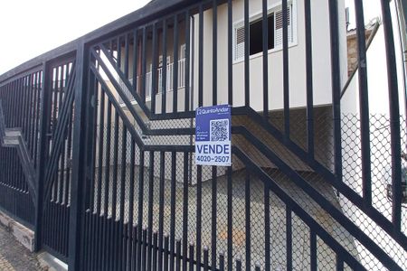 Casa à venda com 322m², 4 quartos e 2 vagas Casa à venda com 322m², 4 quartos e 2 vagasPlaca Instalada