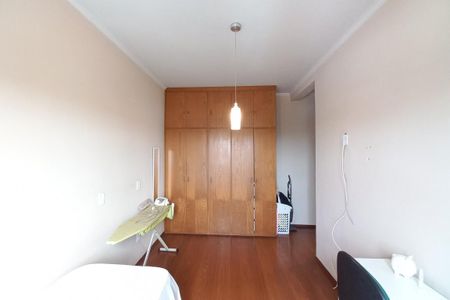 Casa à venda com 322m², 4 quartos e 2 vagas Casa à venda com 322m², 4 quartos e 2 vagasQuarto 3