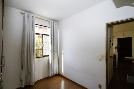 Apartamento à venda com 65m², 2 quartos e 2 vagasQuarto 2