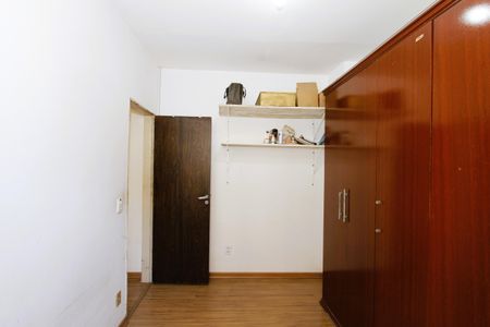 Apartamento à venda com 65m², 2 quartos e 2 vagasQuarto 2