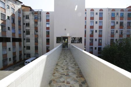 Apartamento à venda com 65m², 2 quartos e 2 vagasEntrada