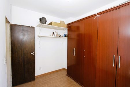 Apartamento à venda com 65m², 2 quartos e 2 vagasQuarto 2