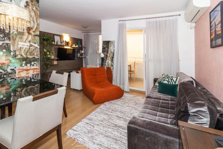 Sala de apartamento para alugar com 2 quartos, 70m² em Água Branca, São Paulo