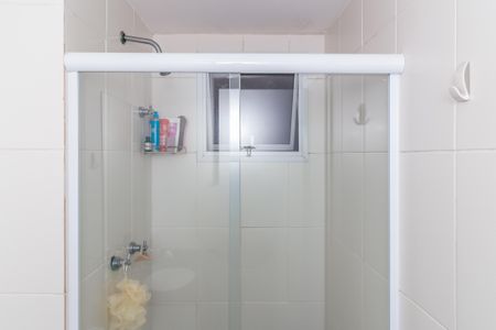 Apartamento para alugar com 70m², 2 quartos e 1 vaga Apartamento para alugar com 70m², 2 quartos e 1 vagaBanheiro da Suíte