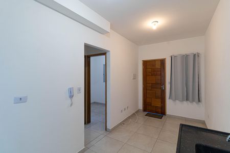 Sala e Cozinha de apartamento para alugar com 2 quartos, 52m² em Parque Paineiras, São Paulo