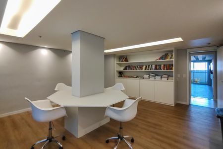 Apartamento para alugar com 75m², 3 quartos e 1 vagaÁrea comum
