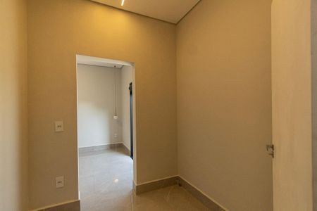 Casa de condomínio para alugar com 237m², 4 quartos e 6 vagasCloset Suíte 2